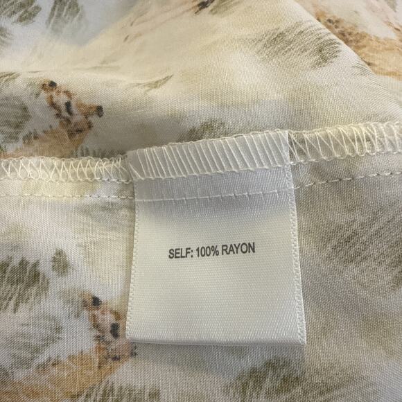 Jane & Delancey Womens Small Giraffe Blouse Button Front Short Sleeve Safari NWT - Picture 9 of 10